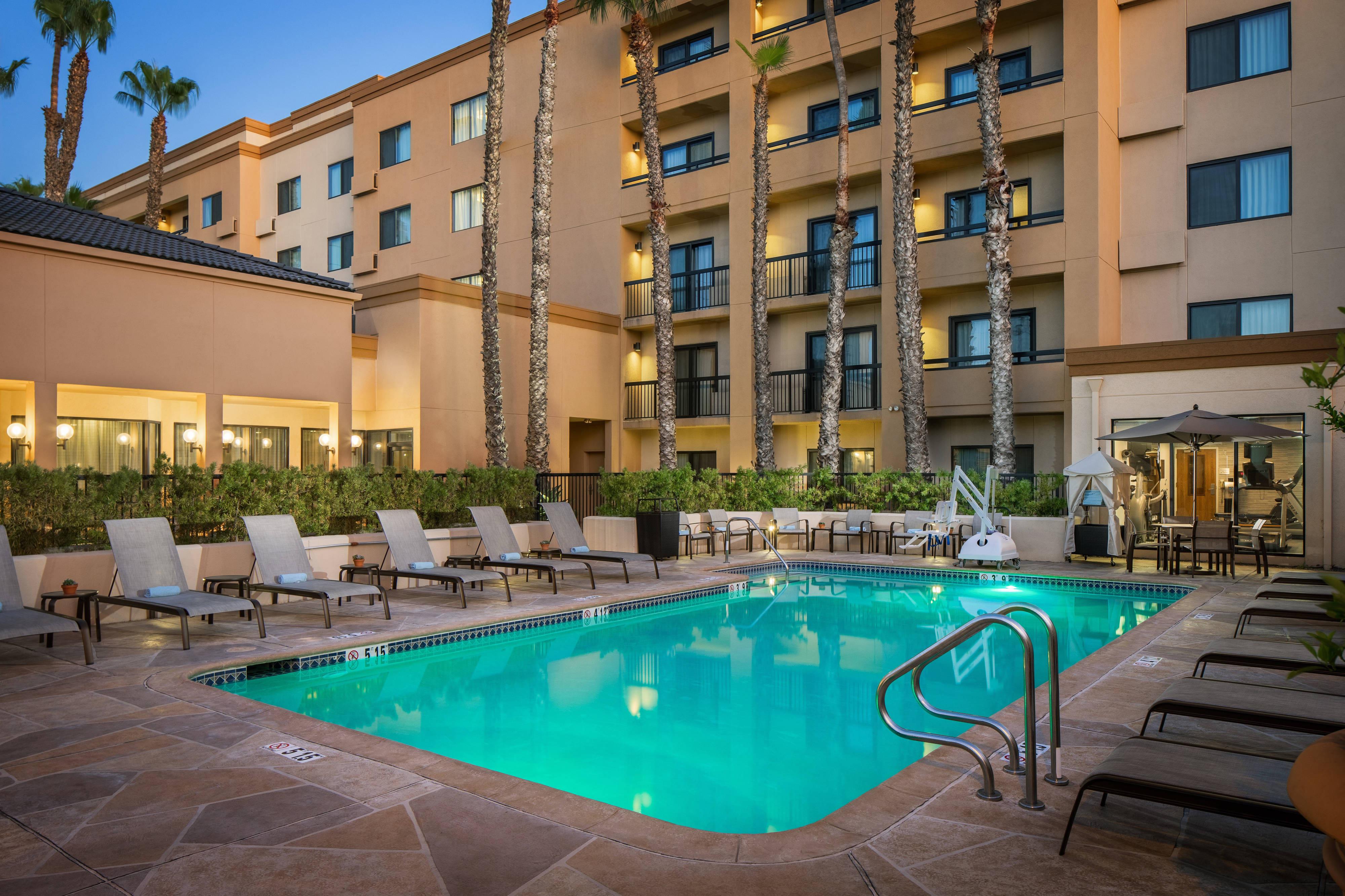 Отель Sonesta Select Laguna Hills Irvine Spectrum Экстерьер фото